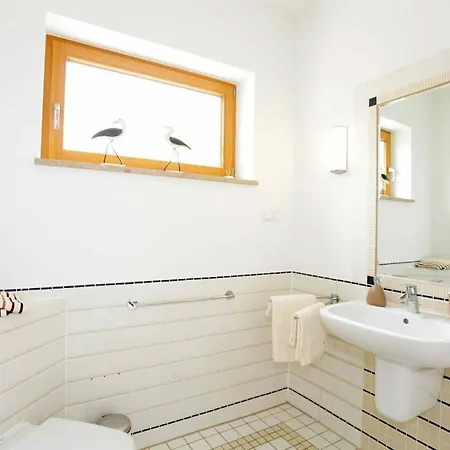 With 6 Bedrooms Prázdninový dům *