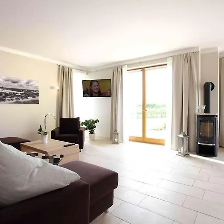 With 6 Bedrooms Prázdninový dům Börgerende-Rethwisch